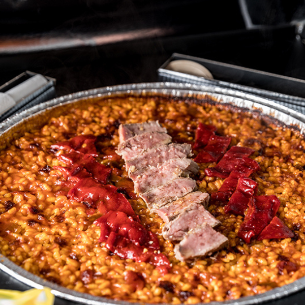 ARROZ CON SOLOMILLO Y PIMIENTOS